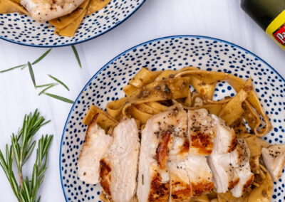 Clark’s Finds – One-Pot Pasta and Lemon Oil Chicken